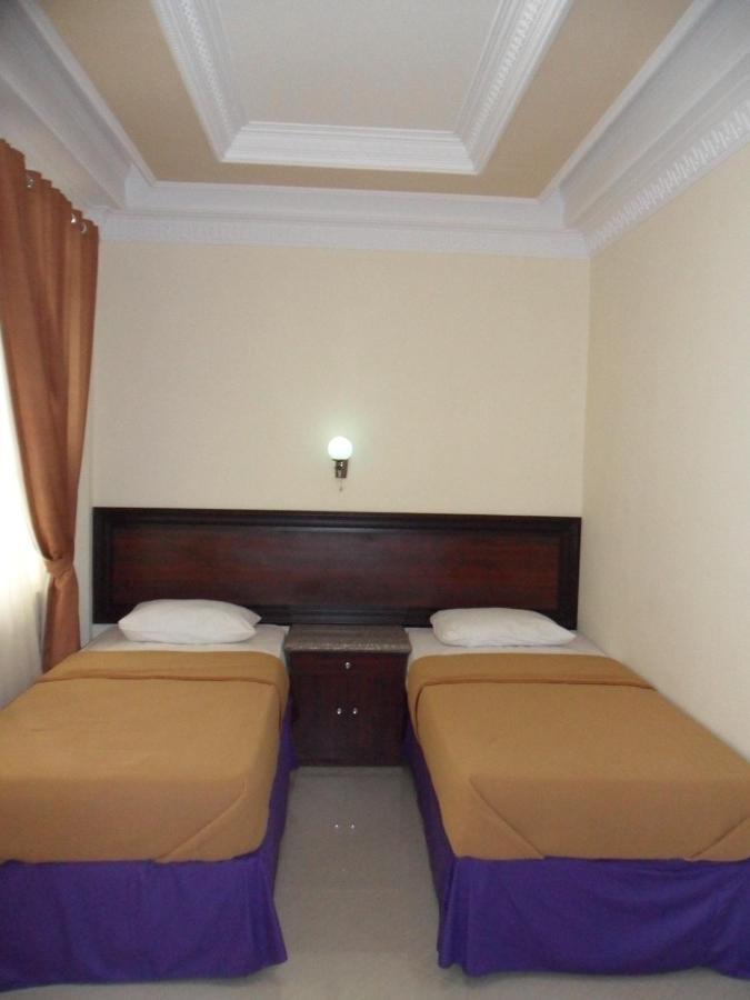 Delaga Biru Convention Hotel Bogor Extérieur photo