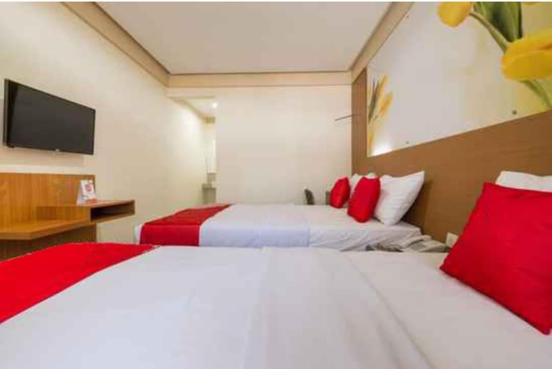 Delaga Biru Convention Hotel Bogor Extérieur photo